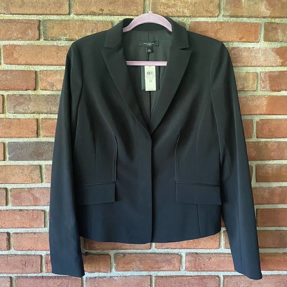 Ann Taylor Hidden 2 Button Blazer Black 10